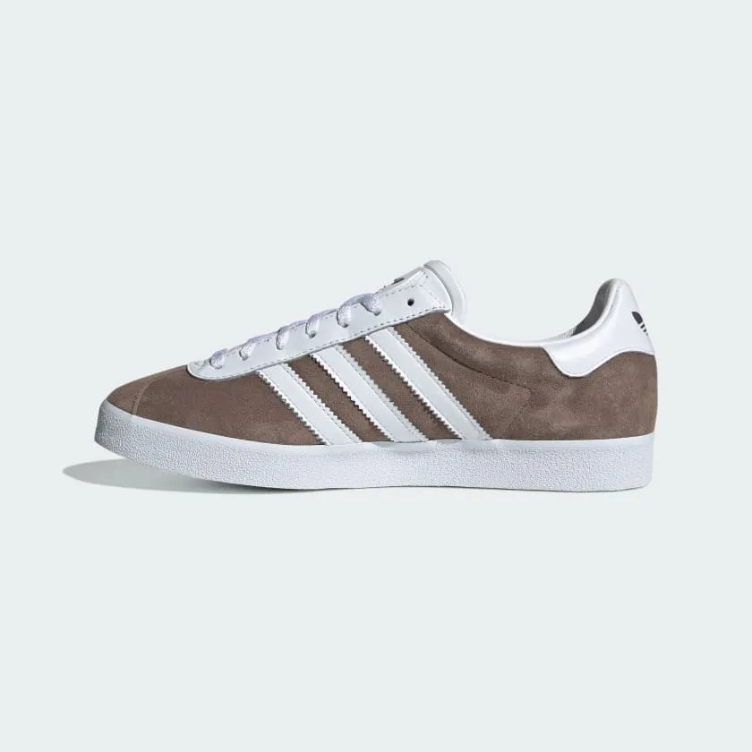 adidas Gazelle 85 sneakers, taupe/white