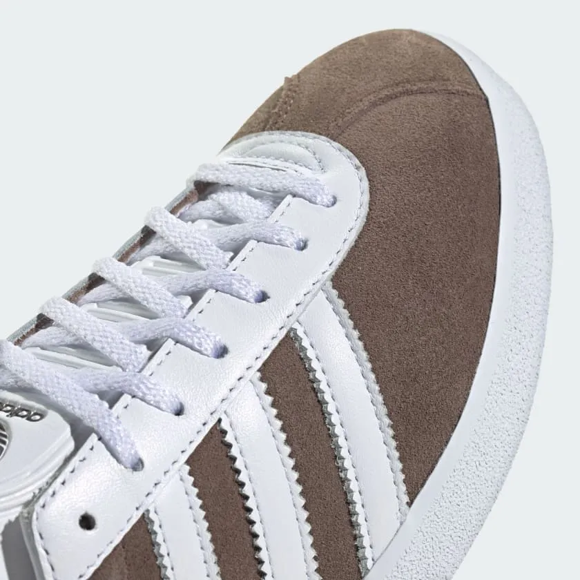 adidas Gazelle 85 sneakers, taupe/white