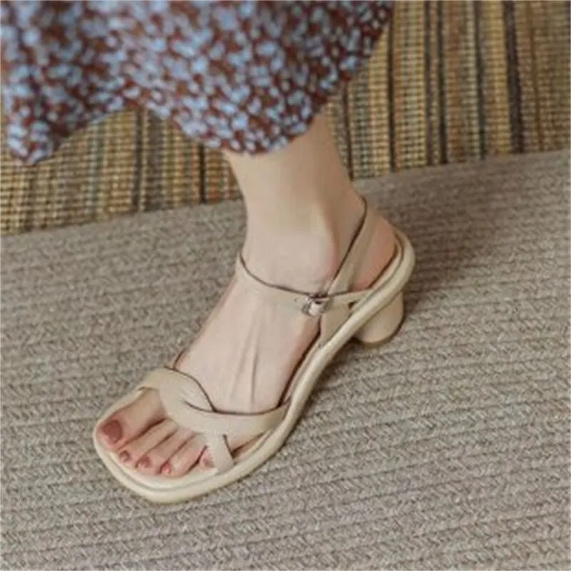 Amozae One Word Buckle High Heel Sandals Women's 2022 Summer New Shoes Open Toe Thick Heel Simple Fashion Women's Shoes Roman Shoes