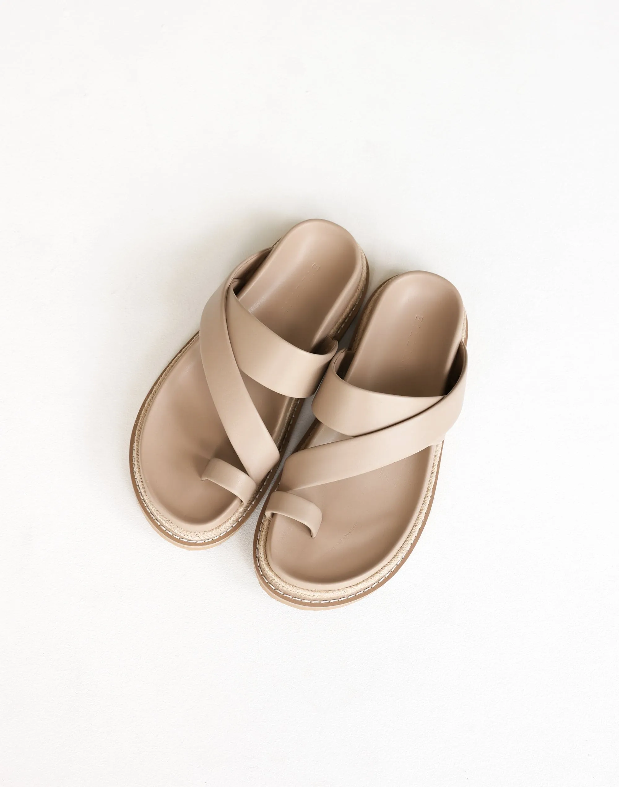 Armas Slides (Light Clay) - By Billini