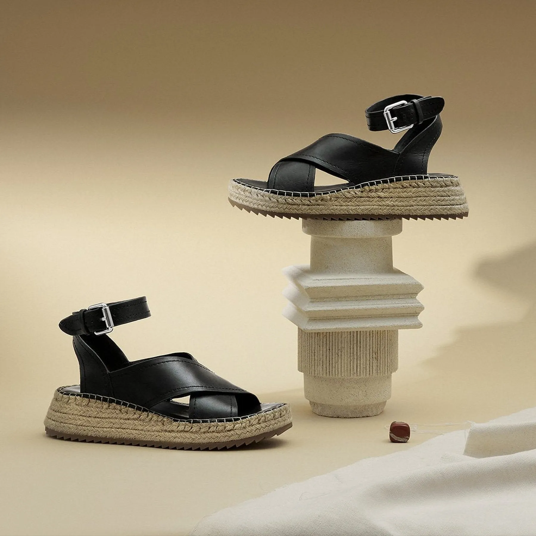 LARAX LEATHER ARCHIVE SANDALS