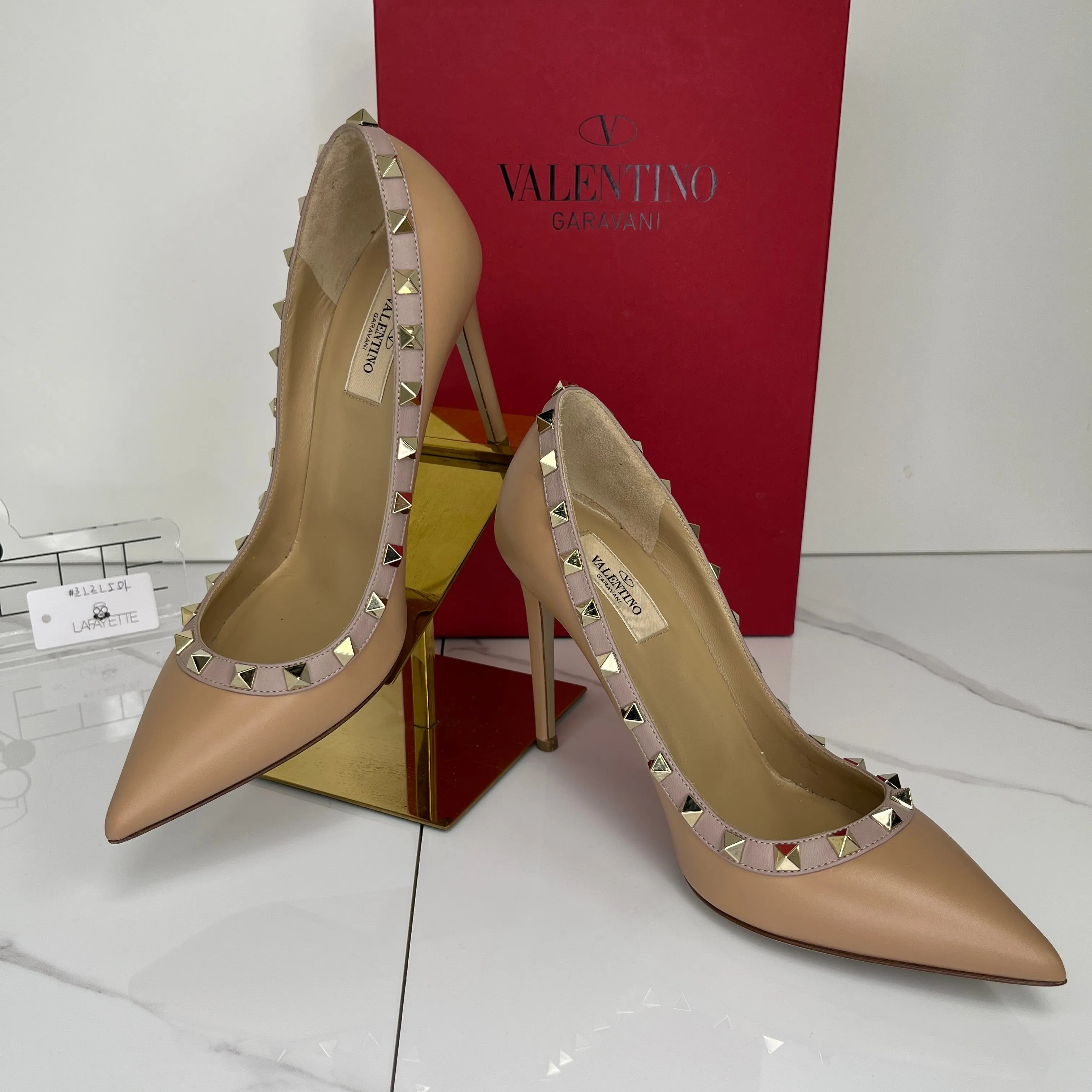 Valentino Rockstud Pump